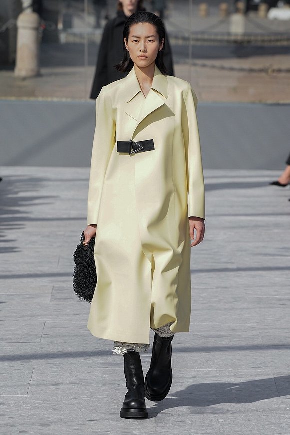 Bottega Veneta 2019秋季系列,也是Daniel Lee在Bottega Veneta的首秀 图片来源:Vogue