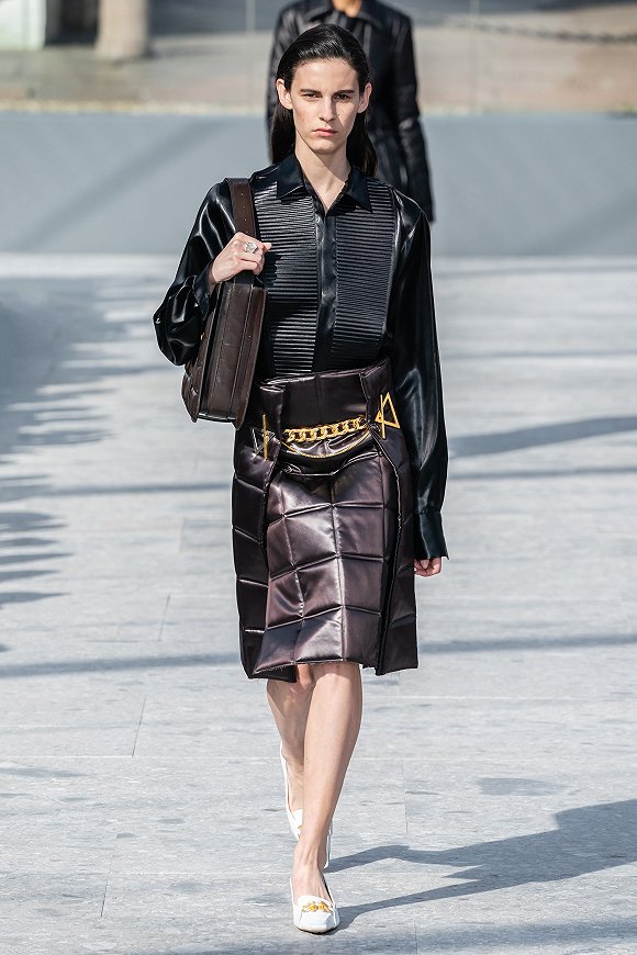 Bottega Veneta 2019秋季系列 图片来源:Vogue